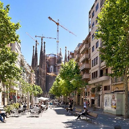 Tendency Sagrada Familia Deluxe Barcelona Buitenkant foto
