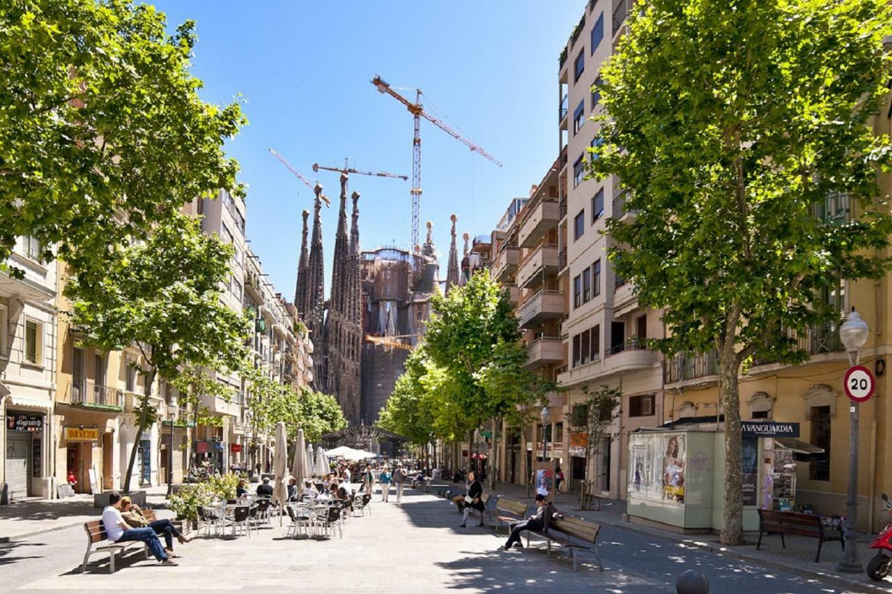 Tendency Sagrada Familia Deluxe Barcelona Buitenkant foto